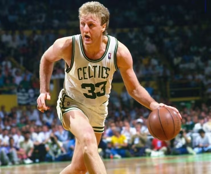 他尝试用左 他尝试用左